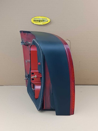 Heckleuchte komplett R VW Passat Variant 2.5 TDI V6 Bj 2000 2044995