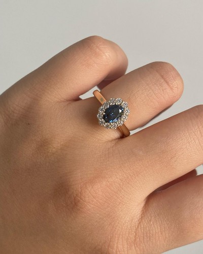 IGI Certified Lab Grown Diamond Engagement Ring Oval Cut Blue Halo Diamond Ring - Picture 4 of 11