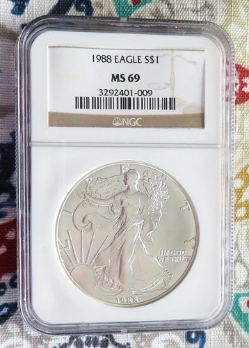 '1988' -SILVER AMERICAN EAGLE -MS69 - NGC - One Dollar- .999 1oz