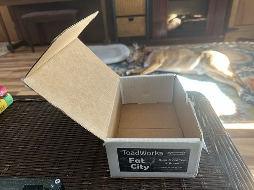 ToadWorks Fat City Dual Overdrive and Boost Pedal, versatile switching options - Picture 9 of 9