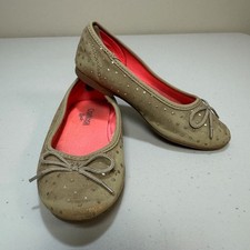 OshKosh Star Ballet Flats Girls 11 Dress Shoes Party Formal Bow Tan Taupe PLay