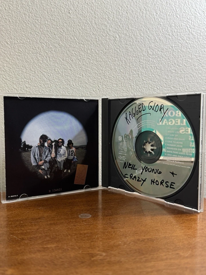 Neil Young Crazy Horse – Ragged Glory Album 1990 Rock CD - Image 3 of 4