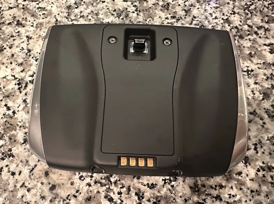 2012 LAND ROVER RANGE ROVER HSE DVD Entertainment Remote Control REAR SEAT OEM - Image 2 of 4