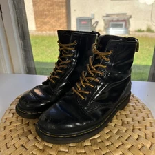 Dr Martens Black Leather Ankle Boots Classic Lace Up Combat Grunge size 7 mens
