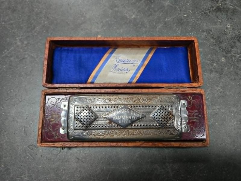 Vintage Harmonica M. Hohner No.46 1/2  Tremolo Concert Harp Hammered Reeds + Box