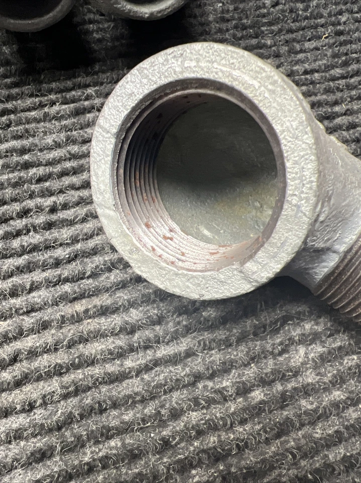 NEW Lot of 5 Ward 1-1/4" 90 Degree Street Elbow Galvanized Pipe Fittings M/F - Image 3 of 4