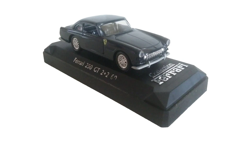 FERRARI 250 GT 2+2 SOLIDO 1/43 - Immagine 2 di 3