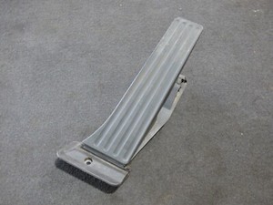 BMW E90 E91 E92 E60 E61 E63 E83 E70 E71 Fahrpedalmodul Automatikgetriebe 6789998