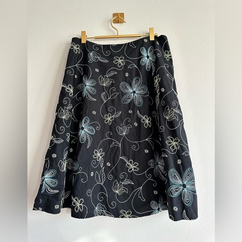Black A Line Floral Embroidered & Beaded Detail Midi Skirt Size 12 Fairy Grunge - Picture 5 of 9