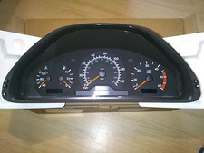 Compteur Mercedes 210