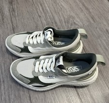 Vans UltraRange Neo VR3 Women s Size 6 White/Green Shoes