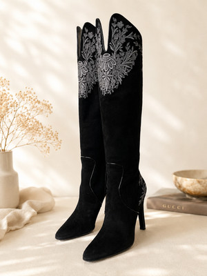 Gucci Vintage Knee High Boots 39C Wildleder Schwarz Silber Stickerei Style 15065