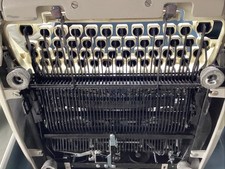 Royal Safari Portable Typewriter Vintage 1960s USA Metal Case Estate Find Work thumbnail