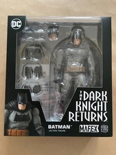 MAFEX No.106 Batman The Dark Knight Returns NEW DC Comics Medicom Toy