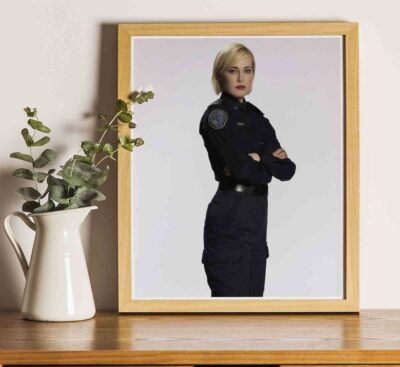 Rookie Blue Charlotte Sullivan: 10''x8'' professionelles Foto