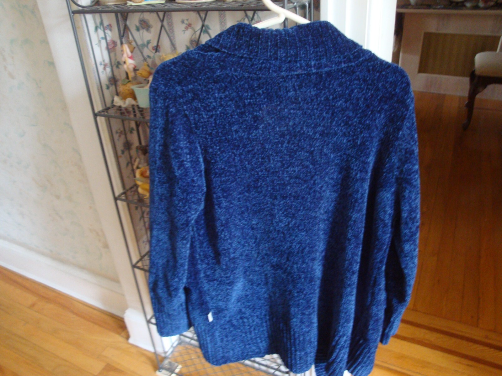 LOVELY ORVIS 100% POLYESTER SOFT SOLID BLUE CHENI… - image 5