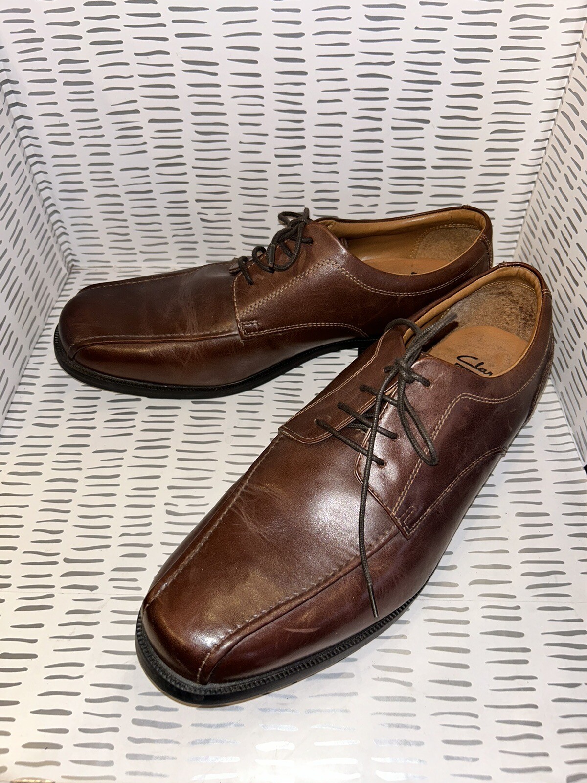 SAOLA Clarks Glenrise Over Leather Derby Oxford Noce Marrone Ortholite Uomo Taglia 10 5