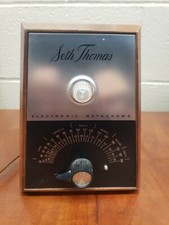 Vintage SETH THOMAS ELECTRONIC METRONOME Electric w/ Light Up Pulse E962-000