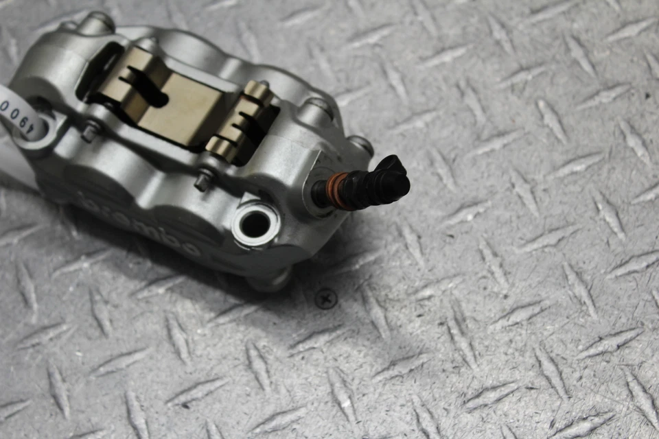 Ducati Monster 1100 2009 pinza de freno delantera derecha Foto 4 de 4