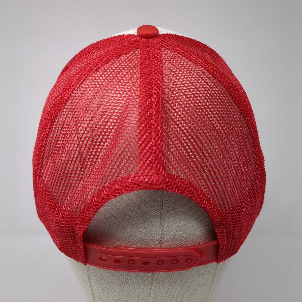 Bieber’s Peaches Product of Georgia Red and White Peaches Trucker Hat OTTO NIP Georgia  main image 2