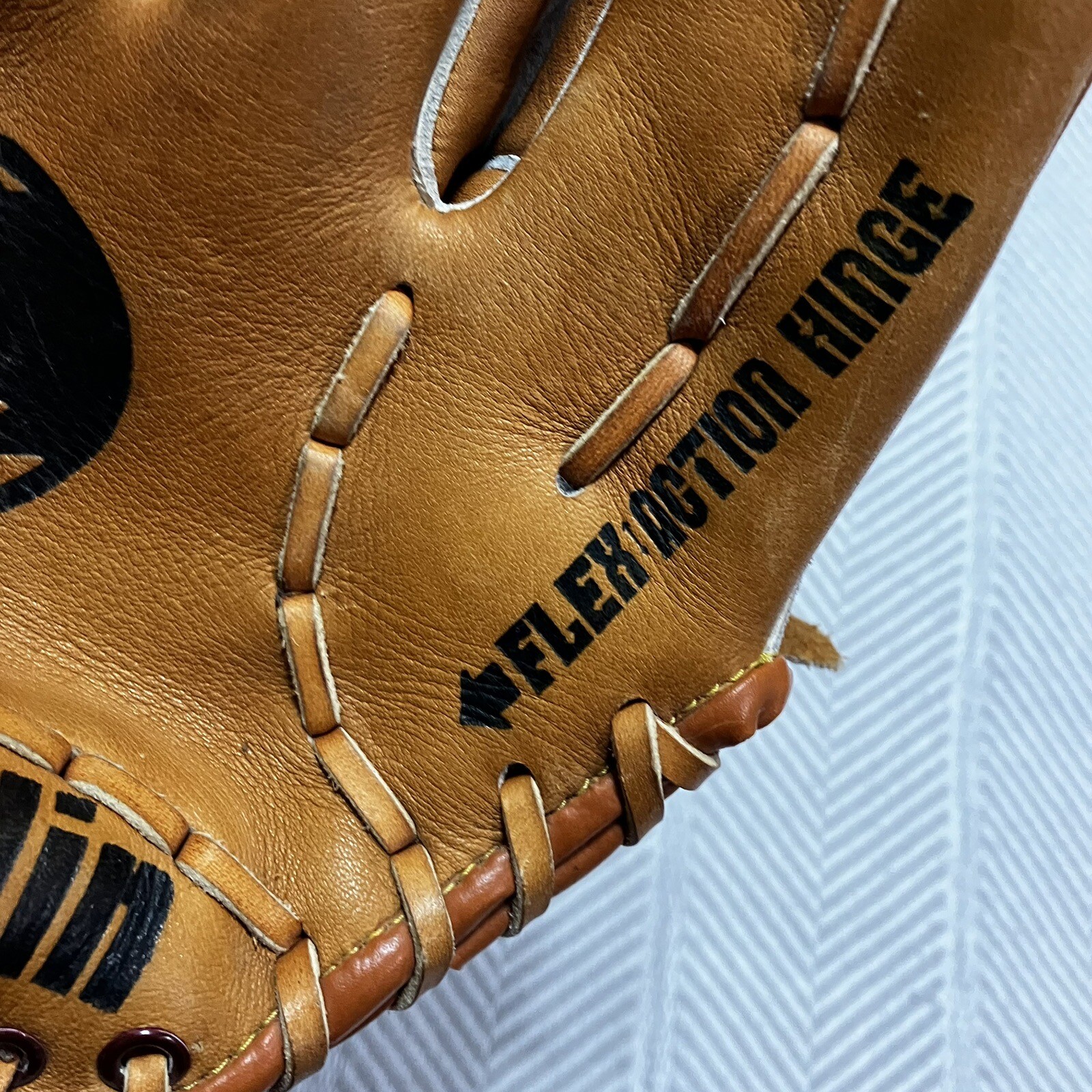 Vintage Franklin 4175 Baseball Glove Mitt Leather The Backhander The