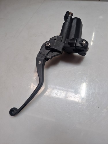 BMW F900XR K84 2020 FRONT BRAKE MASTER PUMP CYLINDER OEM - Picture 4 of 4