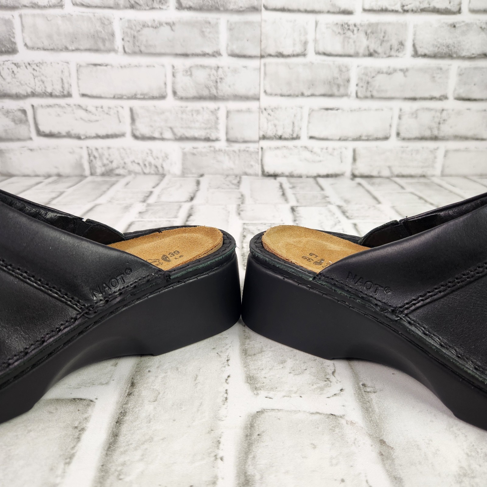 Naot Darma Clogs Women's US 8 EU 39 Black Leather… - image 4