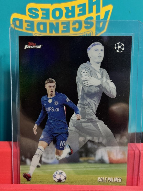 Cole Palmer Chelsea 2025-26 Topps Finest UCC Shadow Play SH-3