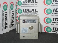 SMC AV2000023DC Soft Start Valve 1/4IN-New No Box