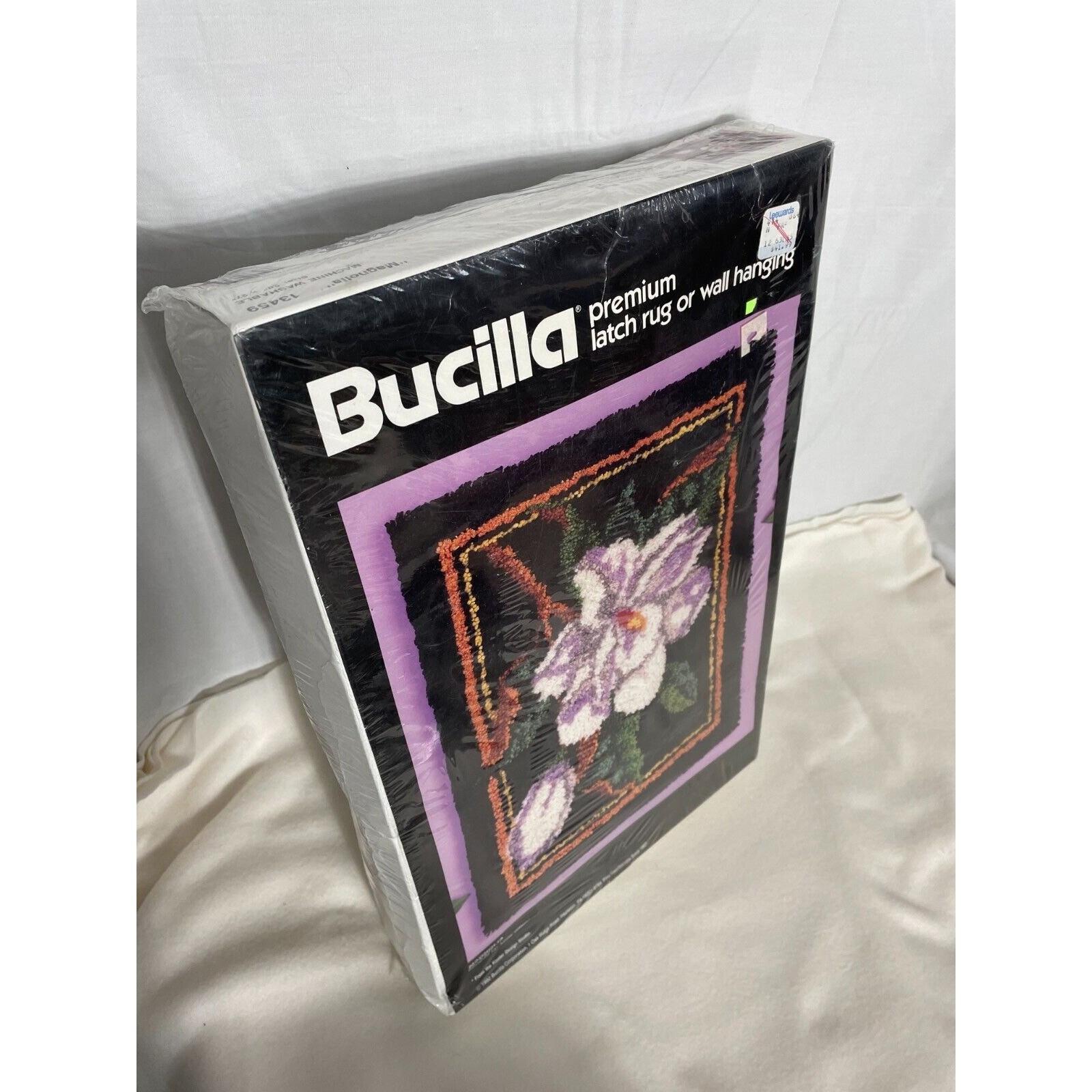 NEW Vintage Bucilla Latch Hook Kit Magnolia Flower Premium 20x27 Rug or Wall Art