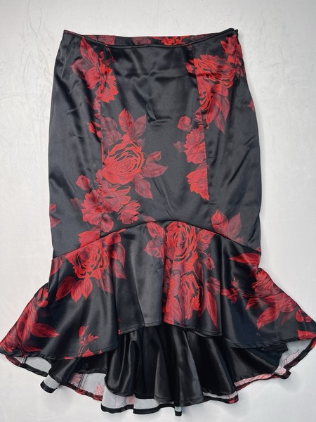 EVENTS COLLECTION Red Floral Print Satin Hi Lo Wiggle Fishtail Skirt Size 8
