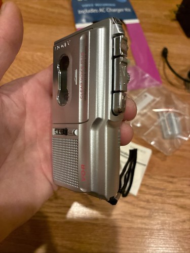 Sony M-675V Handheld Micro Cassette Voice Recorder VOR Vtg NOS - Picture 13 of 15