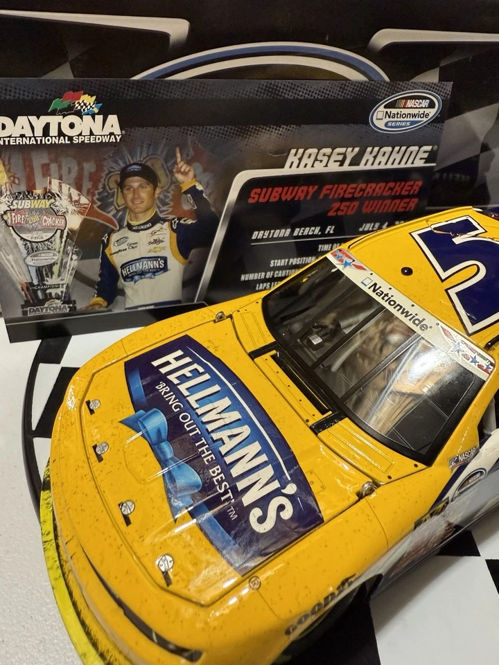 RARO* Kasey Kahne #5 Hellman’s Daytona Win 2014 1/24 Nascar Diecast Foto 4 de 4