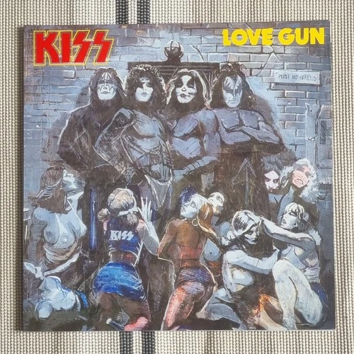 KISS Love Gun LP