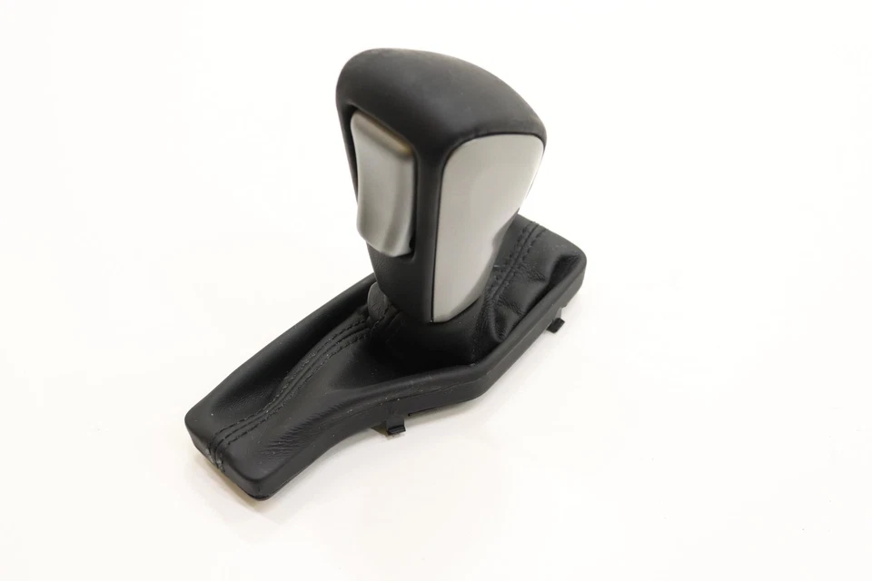 2019 - 2022 JEEP GRAND CHEROKEE WK CONSOLE FLOOR GEAR SHIFTER LEVER KNOB OEM - Image 2 of 4