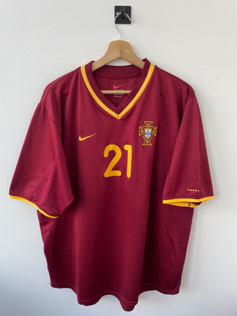 PORTUGAL NATIONAL TEAM 2000/2002 HOME FOOTBALL SHIRT JERSEY NIKE