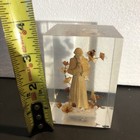 VINTAGE RELIGIOUS CARVED WOOD FIGURE IN LUCITE BLOCK PAPERWEIGHT — photo 2