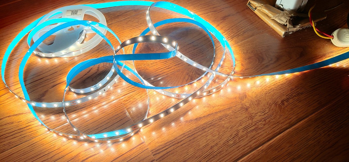 High CRI 97+ SMD5630 LED Strip Light - Daylight White 5600K, 12V, 5M Roll (300 LEDs)