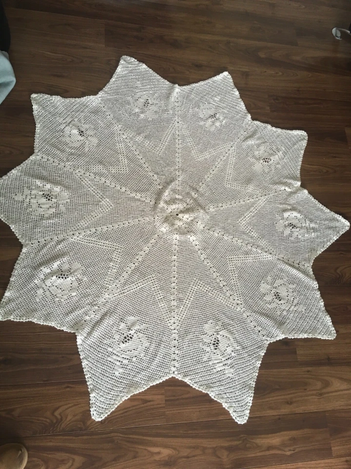 Vintage Handarbeit Leinen gehäkelt rund Tischdecke 160 cm Durchmesser