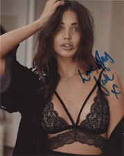 Amy Jackson Sexy Supergirl Autographed Signed 8x10 #J1