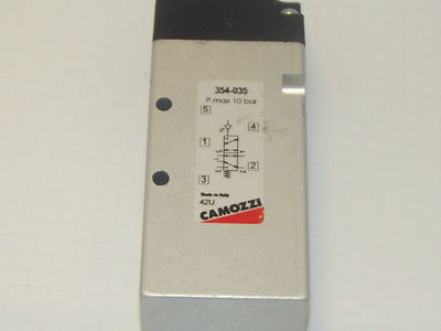 Camozzi 354-035, 5/2, 1/4 BSP Pilot betrieben, Federrückschlagventil, 2 Positionen