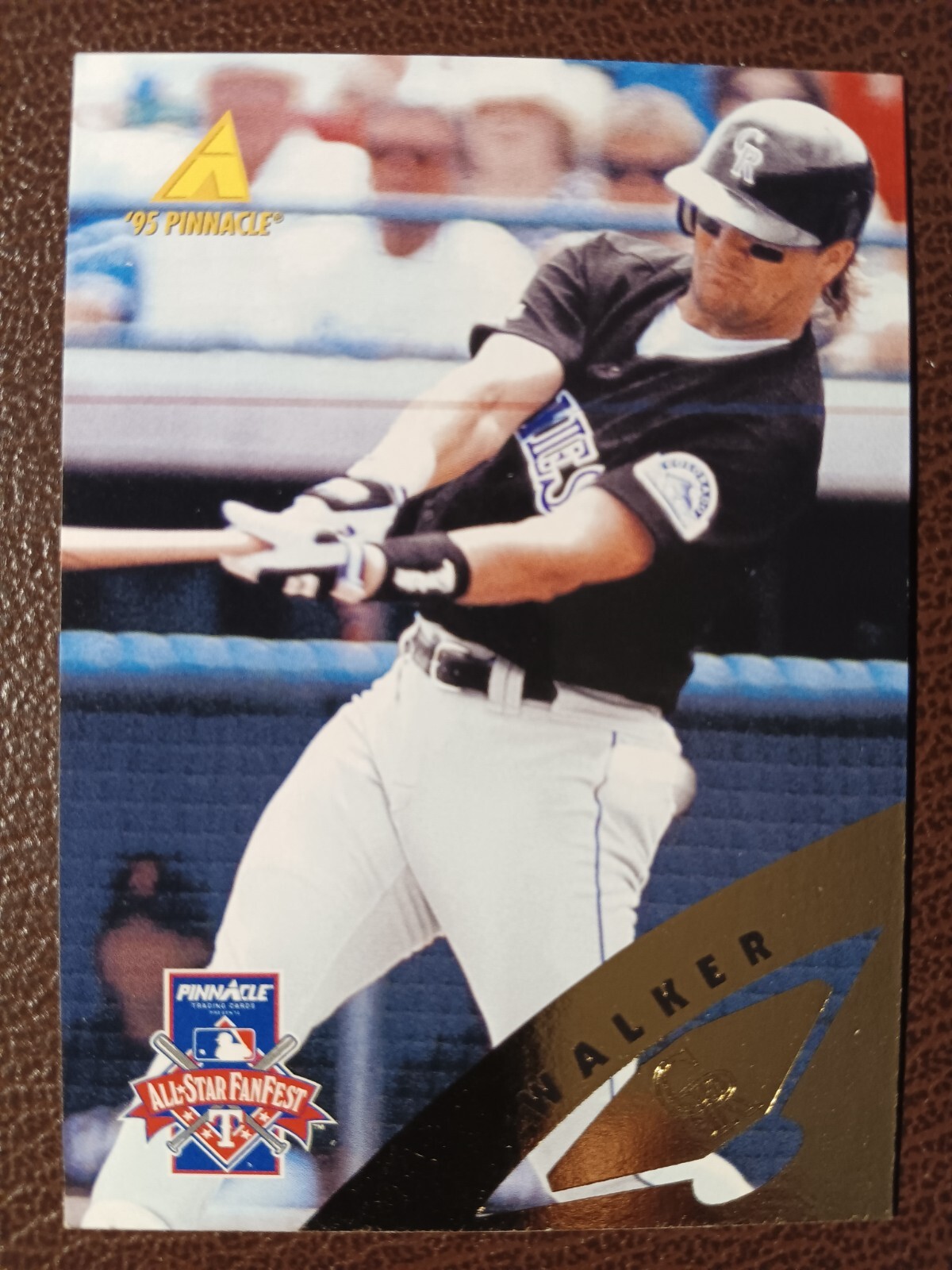LARRY WALKER COLORADO ROCKIES 1995 "ALL-STAR FAN FEST" PINNACLE BASEBALL #28