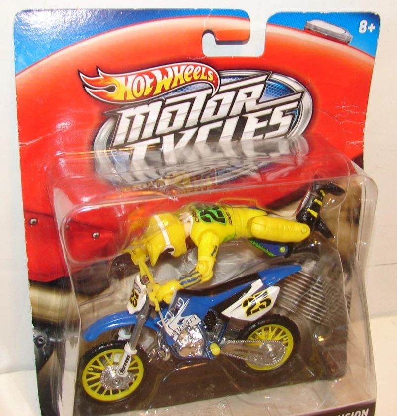 2011 HOT WHEELS Motorcycles Moto #23 Yellow 1:18 Scale W/ Posable Rider MOC Rare - Image 2 of 4