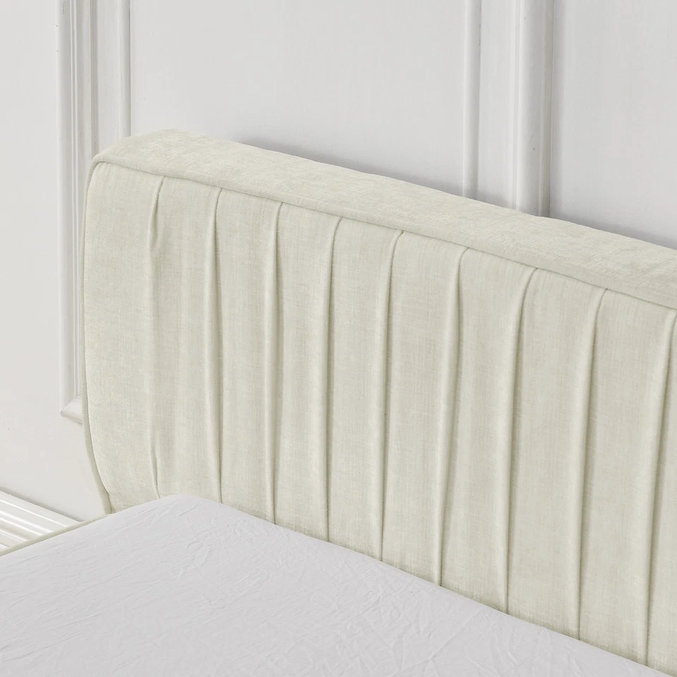 Marco de cama tapizado tamaño queen, cama plataforma puesta a tierra con tela de chenilla Foto 4 de 4