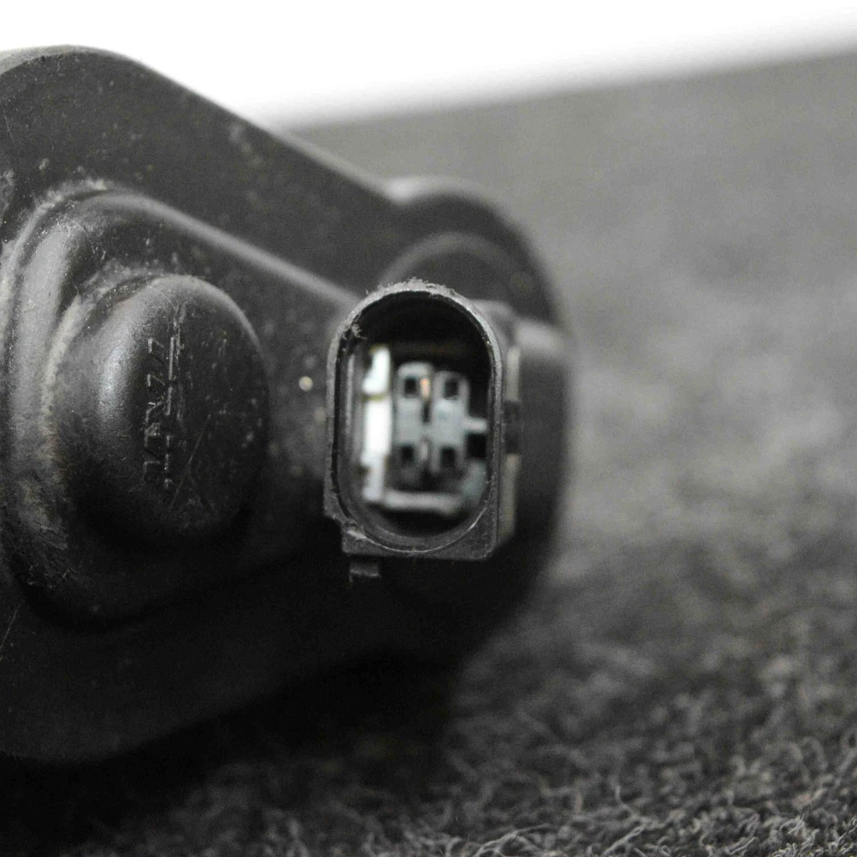 Moteur de frein arrière droit VW PASSAT B7 362 32332267D 2.0 Diesel 103kw... - Photo 4/4