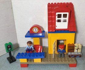 2013 LEGO DUPLO TRAINS ADD-ON SET# 3778-TRAIN STATION 49Pcs FREESTYLE NO BOX