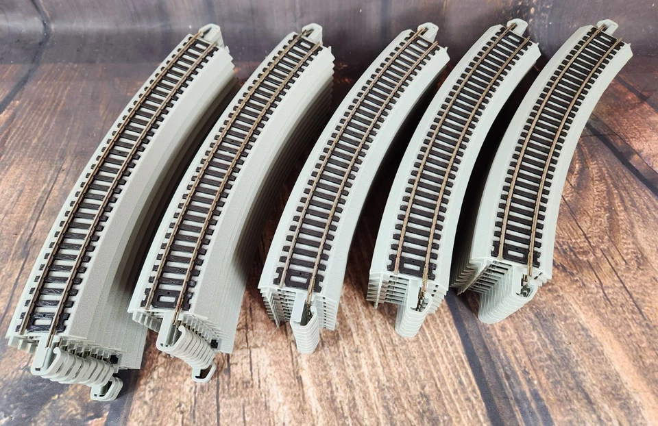 Bachmann 44580A HO Scale 18" Radius Curved Track-Bulk (50 Pcs) FREE SHIPPING! - Image 2 of 4