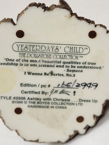 Yesterdays' Child - Ashley with Chrissie Dress Up (3506 - 1995) - Picture 3 of 3