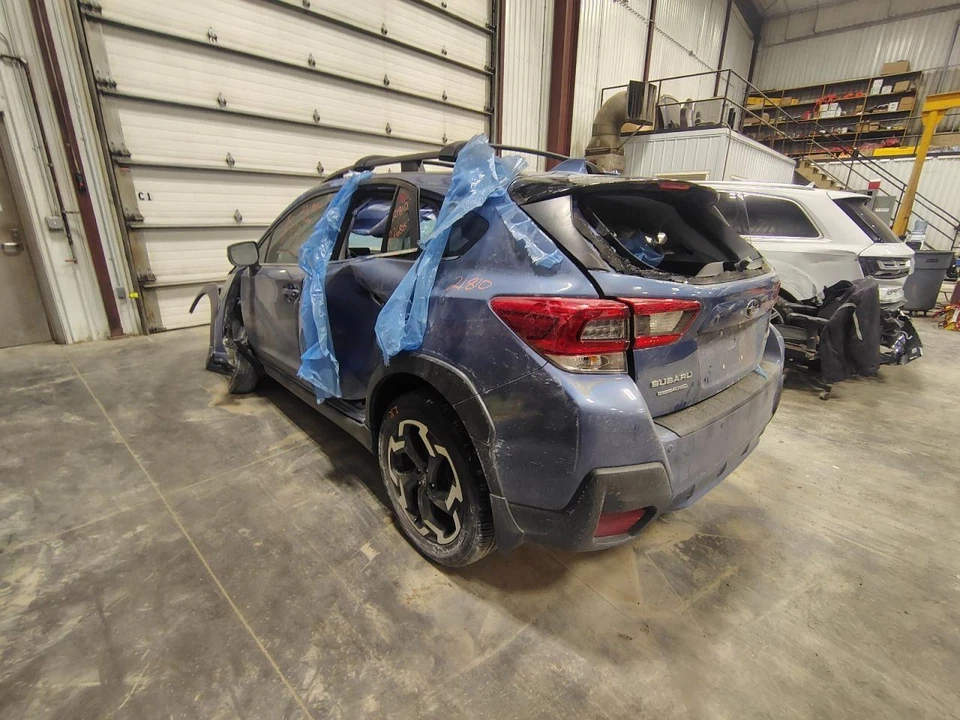 21 - 23 SUBARU XV CROSSTREK Engine E838326 Foto 3 de 4