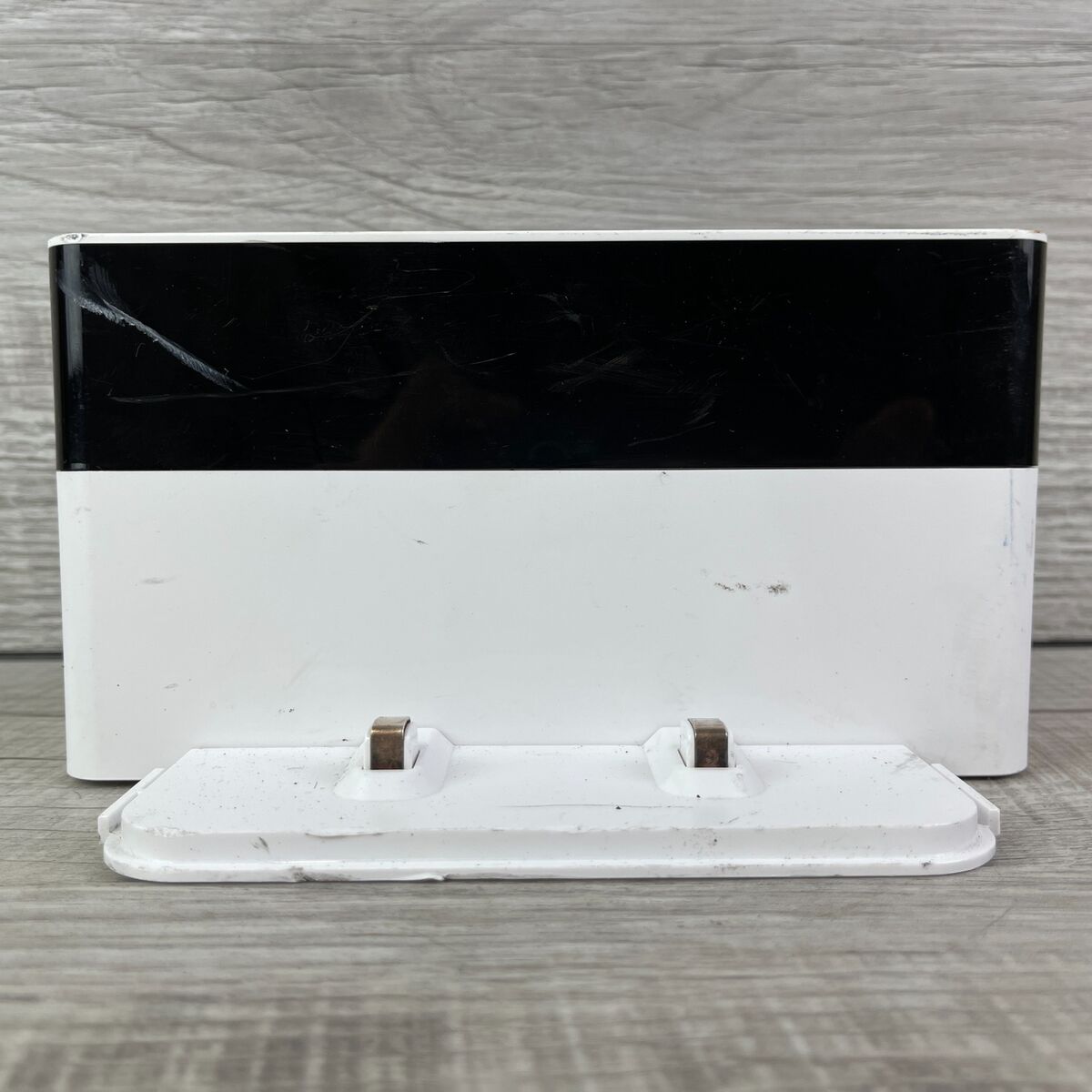 iRobot ADD-N1 Black/White Wired 25W Home Base Charging Dock iRobot ADD-N1 Black/White Wired 25W Home Base Charging Dock